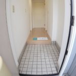 (玄関)